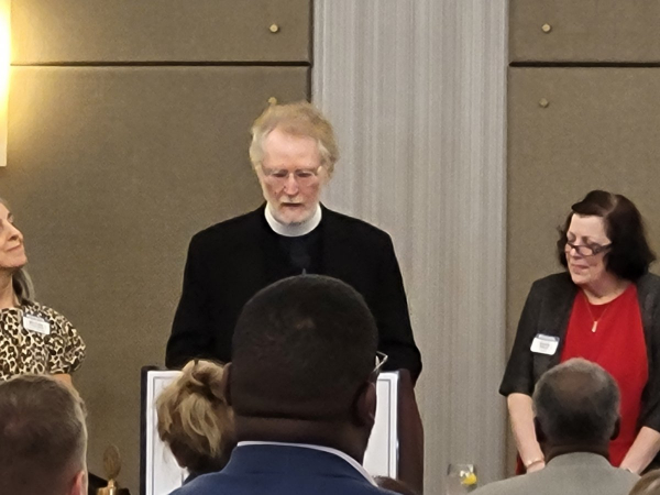 Rev. Robert Childers
